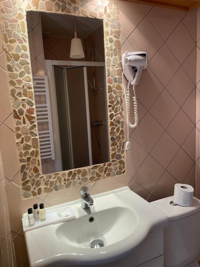 Hotel La Capitainerie Châteauneuf-sur-Loire المظهر الخارجي الصورة