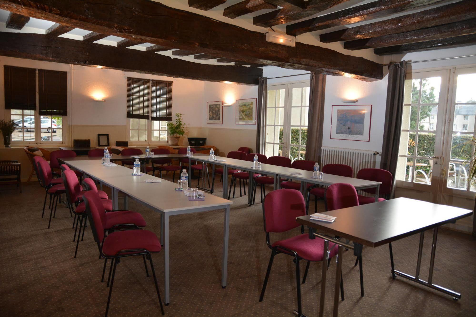 Hotel La Capitainerie Châteauneuf-sur-Loire المظهر الخارجي الصورة
